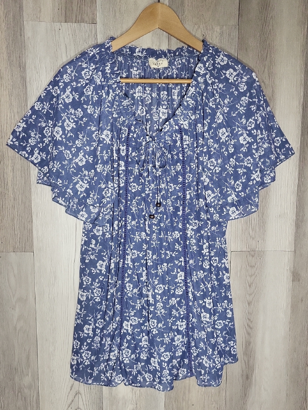 Ember Womens 2X Blue Floral Boho Tunic Top Flowy Lightweight Flutter Sleeve